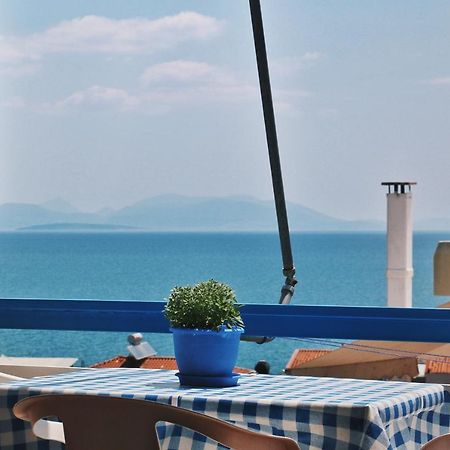 Seaview- 2 Space - Selfcatering Apartment - Helen No 3 Xiropígado Kültér fotó